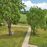 2 Bedroom Beautiful In
