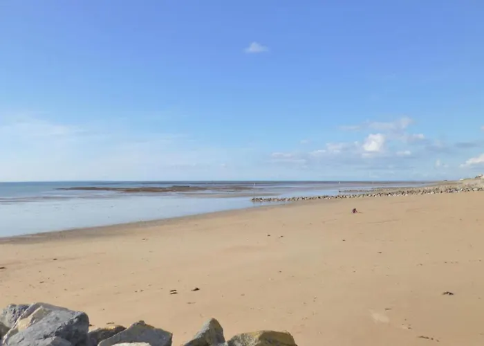 Pet Friendly In * Marcey-les-Grèves